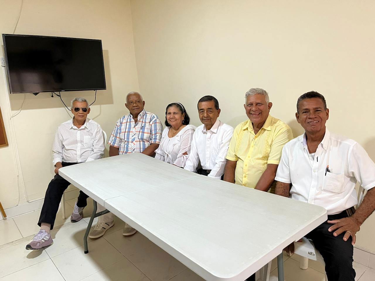 Miembros de la Junta Directiva de APENNALBOL reunidos